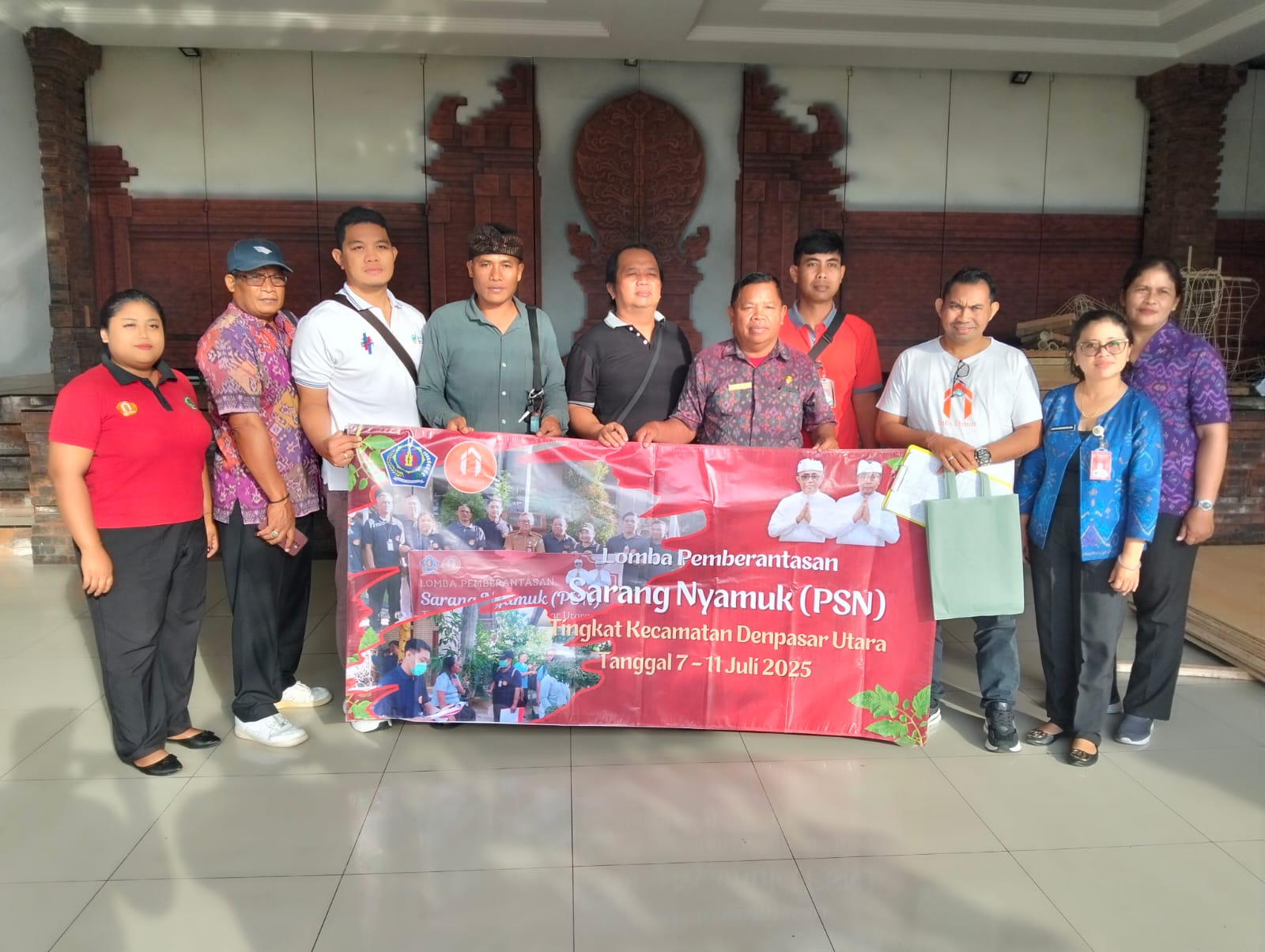 Desa Ubung Kaja Dampingi Penilaian Lomba Pemberantasan Sarang Nyamuk (PSN) Tingkat Kecamatan