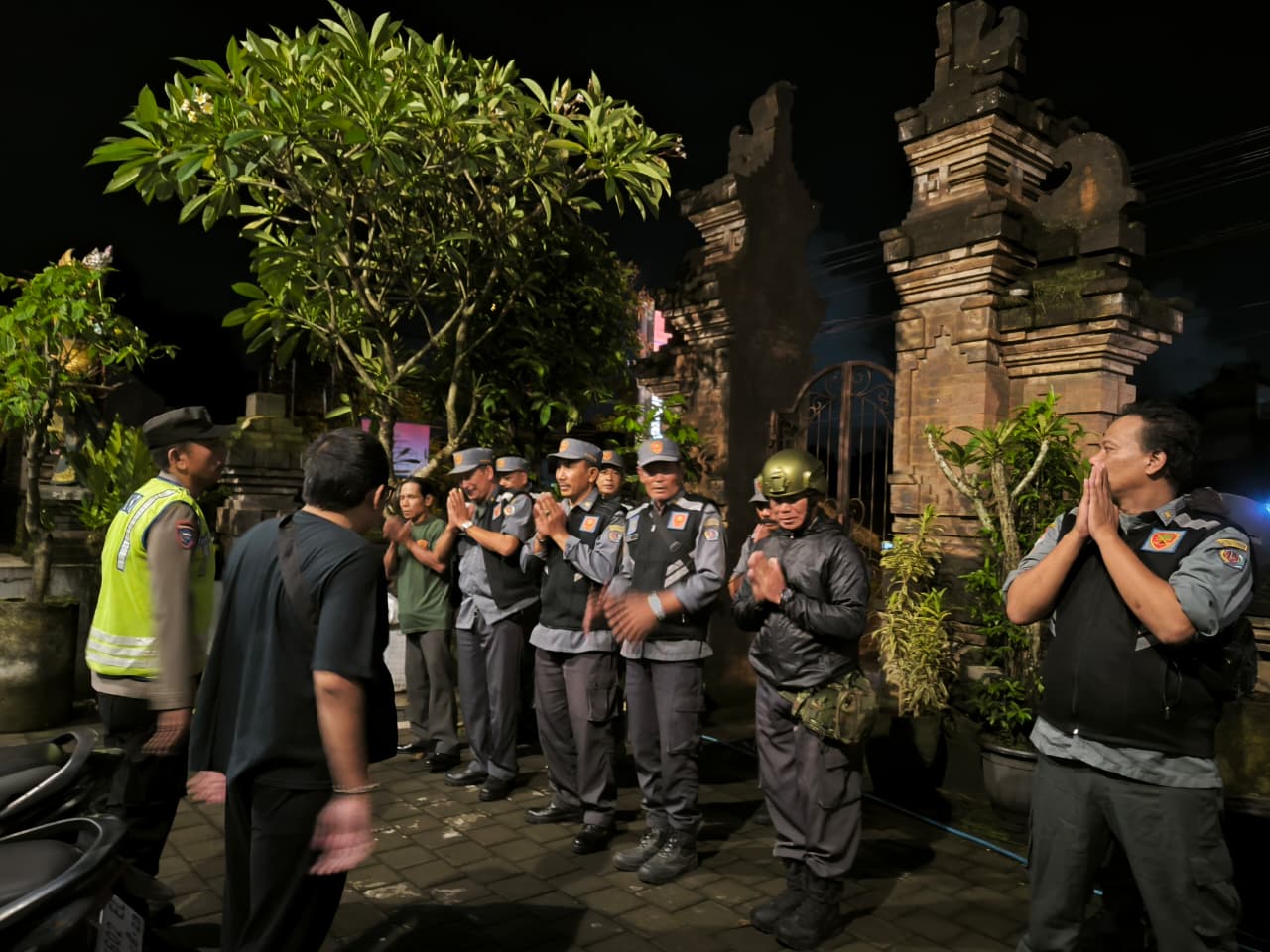 Gambar 2